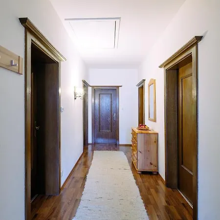 Haus Tomas
