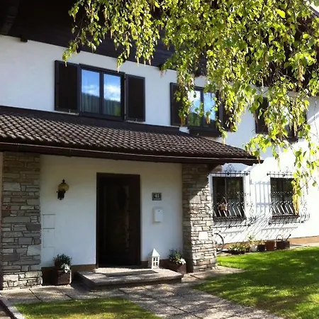 Haus Tomas